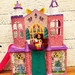 б/у Игровой набор Enchantimals Royal Castle Ball - Королевский замок для балов (66 см) с куклой Лисичкой Фелисити, Белая Сова Одель и Скунсик Сэйдж Скунс (15 см)