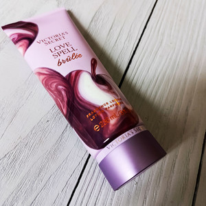 Парфюмированный лосьон Victoria's Secret Love Spell Brulee 236ml